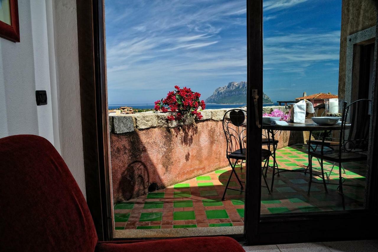 Residence L'Ea Di Lavru - Appartamenti Mono-Bilo-Trilocali ポルト・サン・パーオロ エクステリア 写真